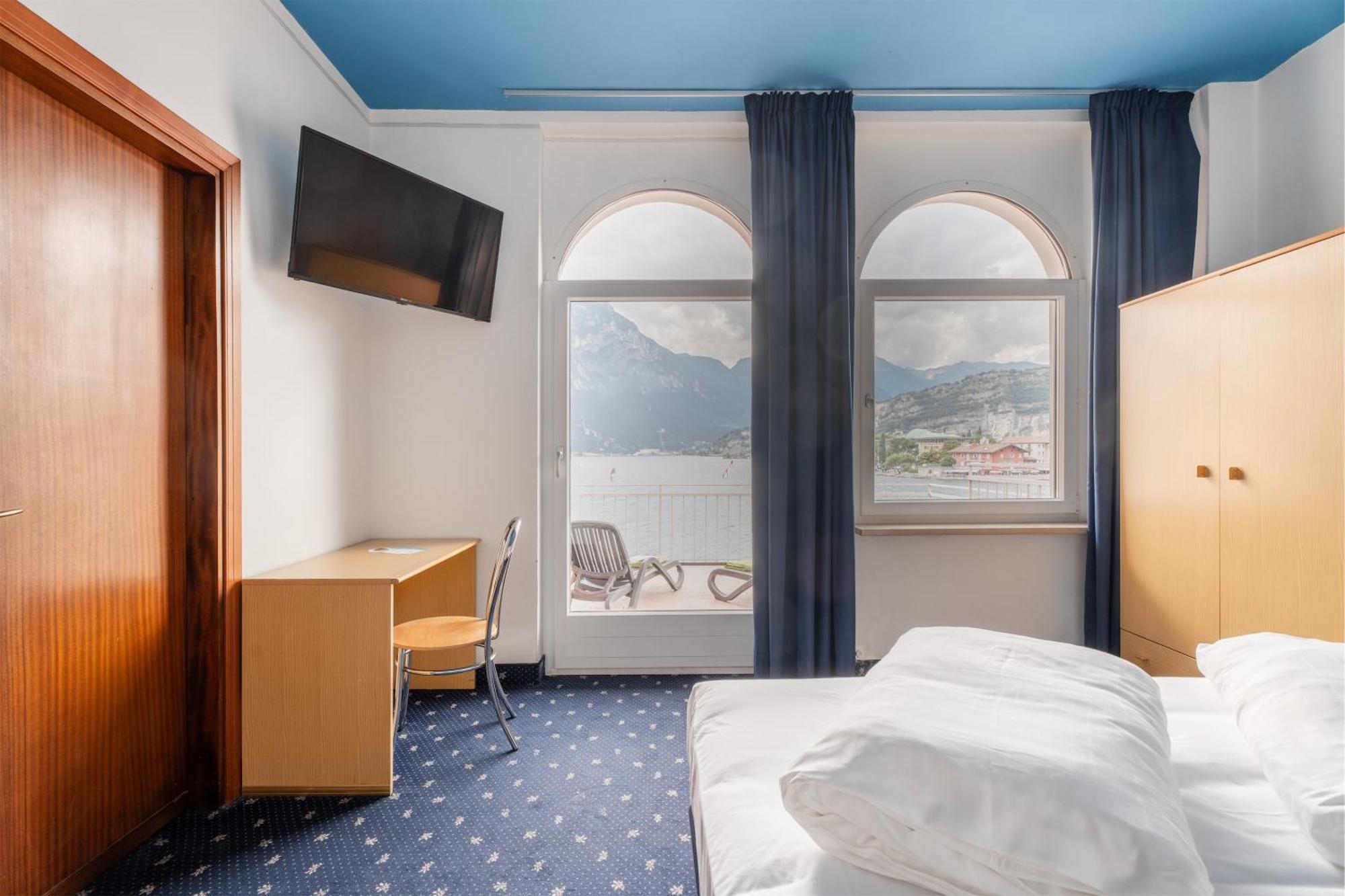 Lake Hotel Ifigenia Torbole Sul Garda Exterior foto
