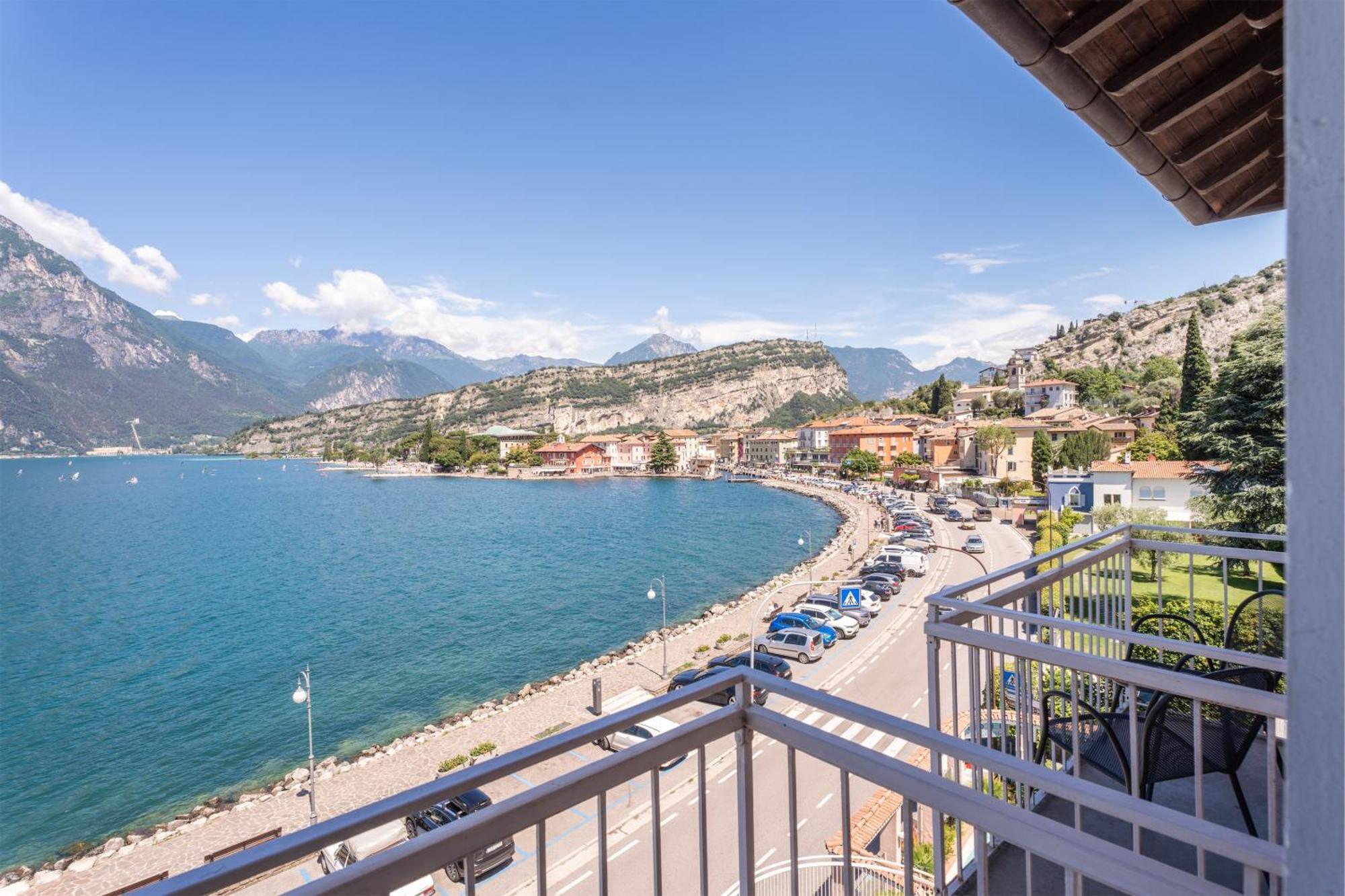 Lake Hotel Ifigenia Torbole Sul Garda Exterior foto